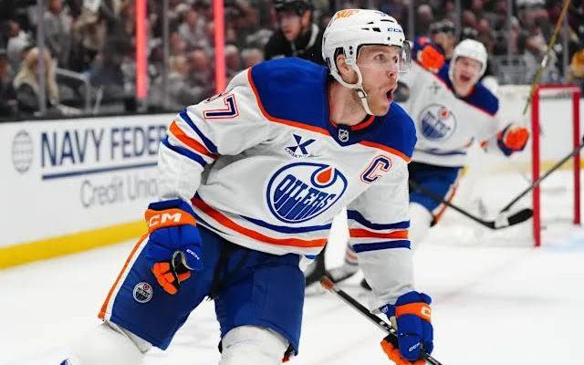 DEAL ACCEPTED:New York rangers agree £70m sign Connor McDavid from Edmonton