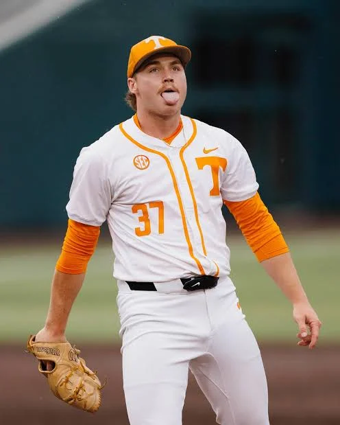 Just in: No.1 American baseball player Henry Ford commits to LSU, explaining his decision to choose LSU over Florida, Texas, BYU, Tennessee…