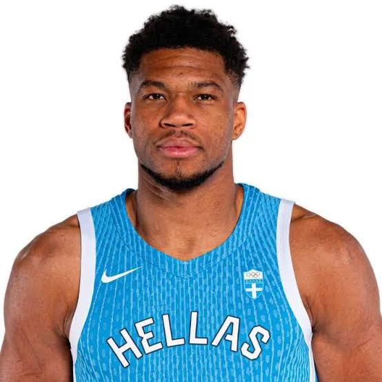 BREAKING NEWS: Milwaukee bucks Head Coach Doc Rivers confirms Giannis Antetokounmpo leaving NBA! Doc Rivers just dropped a shocking update, and it’s shaking the entire NBA. Giannis Antetokounmpo of the biggest names in the league could be walking away. Not a trade. Not a benching. We’re talking about quitting the NBA entirely. Fans can’t believe it, players are reacting, and the league might be in serious trouble with…….. view more