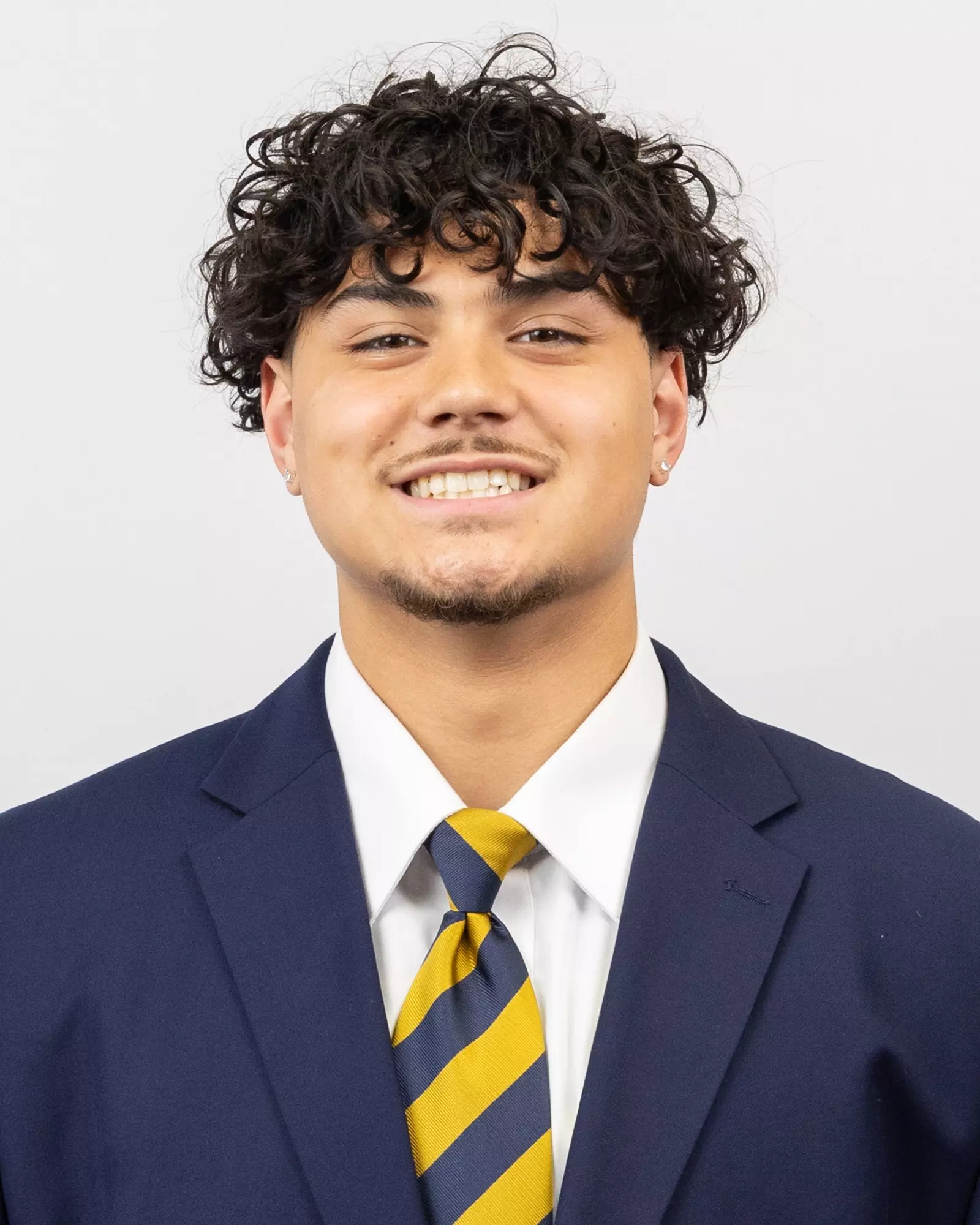 No. 2 American football player commits to Tennessee over Kentucky nation and Auburn tigers….