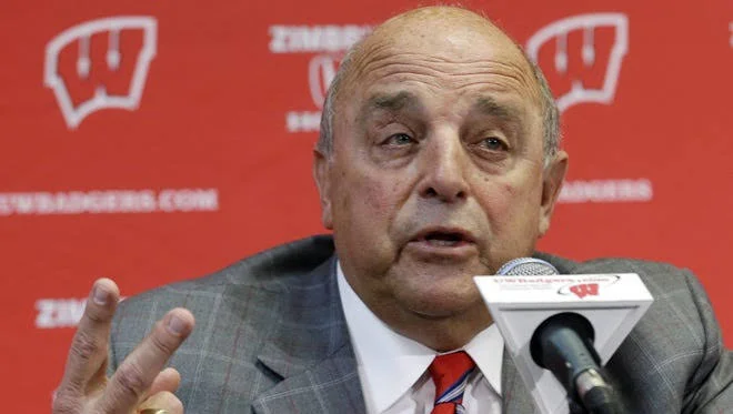 BREAKING NEWS: Former Wisconsin Badgers Head Coach Barry Alvarez, Who manage Wisconsin Badgers of America Football League (AFL) over 16 seasons and he won three Big Ten Titles with three Rose Bowls making him the winningest Coach in Wisconsin Badgers Football History, sent a message to Wisconsin Badgers current Head Coach Luke Fickell concerning…….